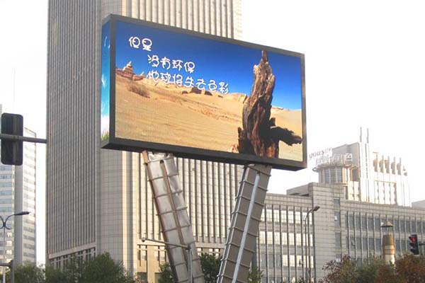 8 Crucial Details for Installing and Operating Outdoor LED Displays